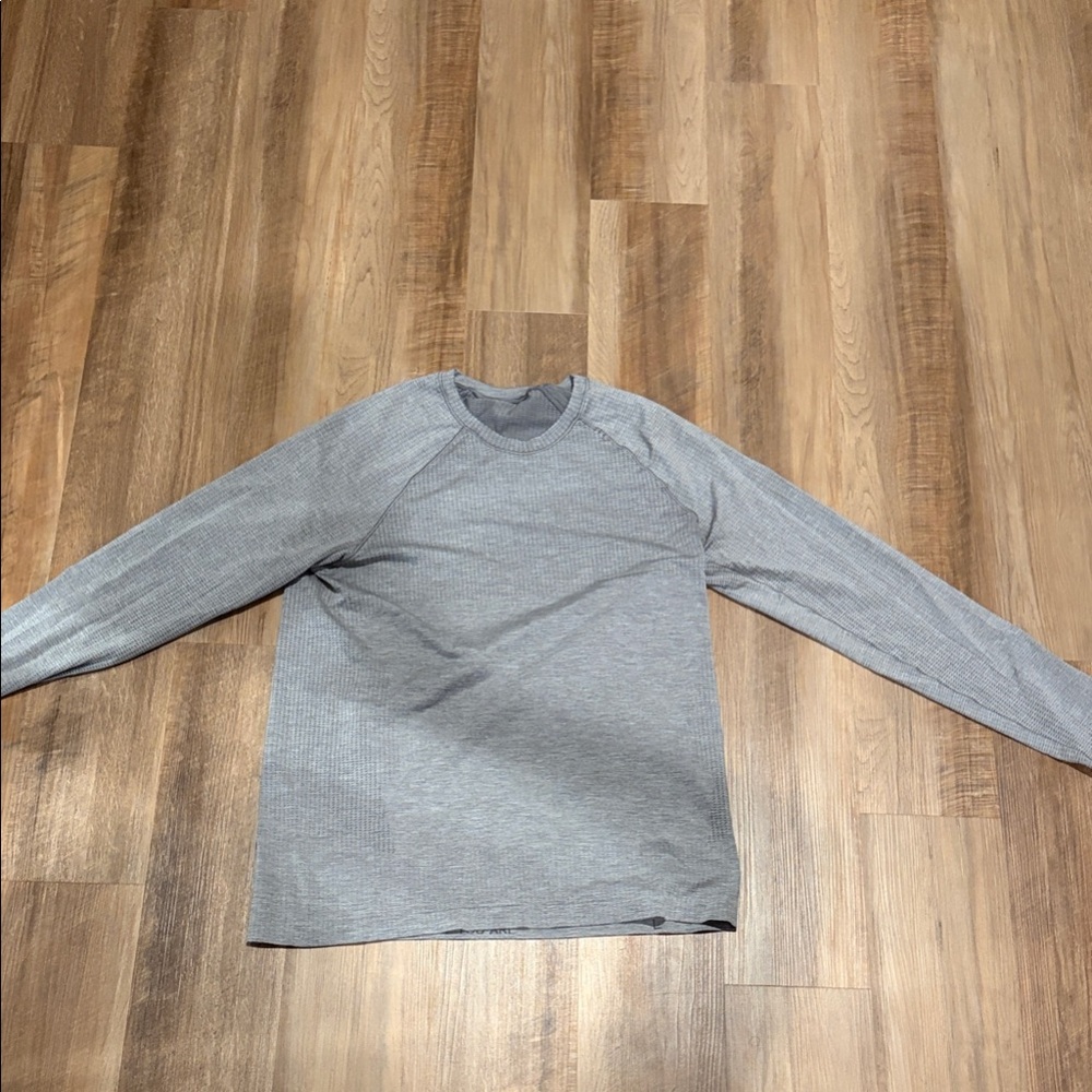 lululemon metal vent tech Gray Long Sleeve Shirt